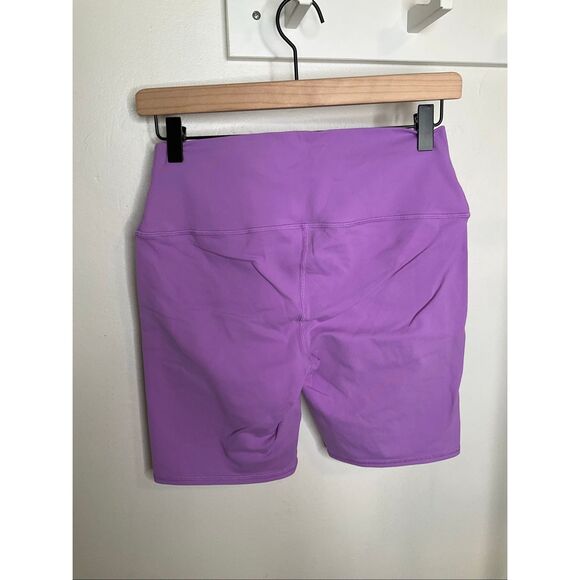 Alo Yoga High Waist Biker Shorts - Picture 3 of 5